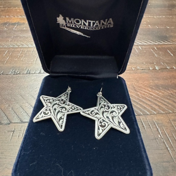 Montana Silversmiths Silver Star Drop Earrings - Picture 1 of 3
